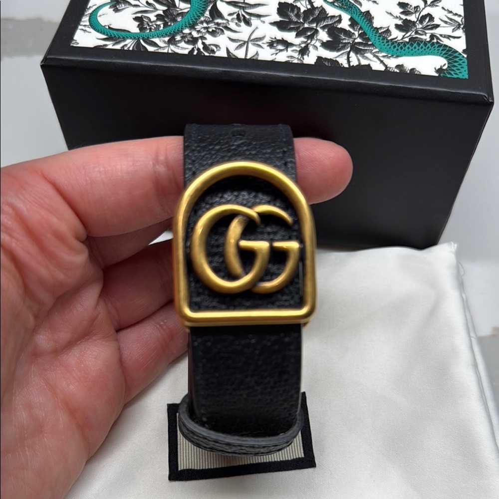 Gucci Gold and Black Cuff Bracelet - Picture 3 of 6